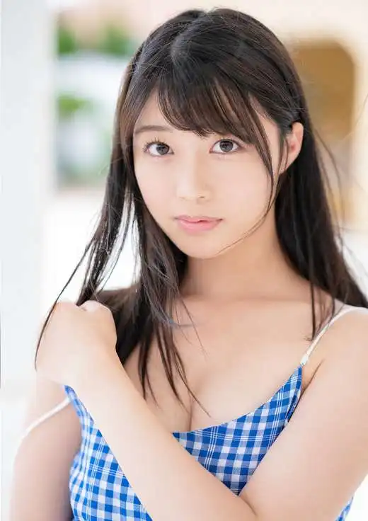 吉沢梨亜